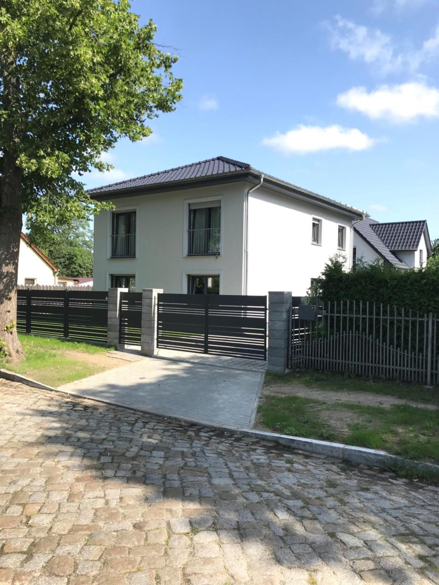 Schoene Neu Erbaute Wohnung Berlin Exterior foto